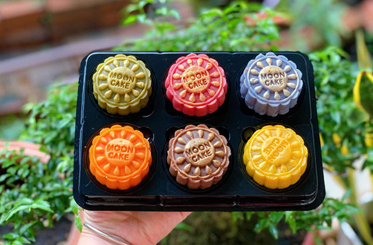 9x chia sẻ cách làm bánh trung thu độc đáo rực rỡ sắc màu