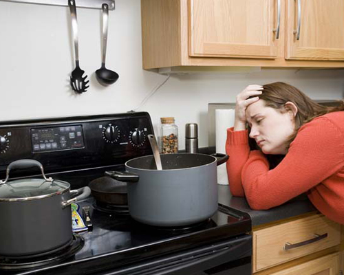 Bếp từ có gây ảnh hưởng tới sức khỏe con người hay không ?