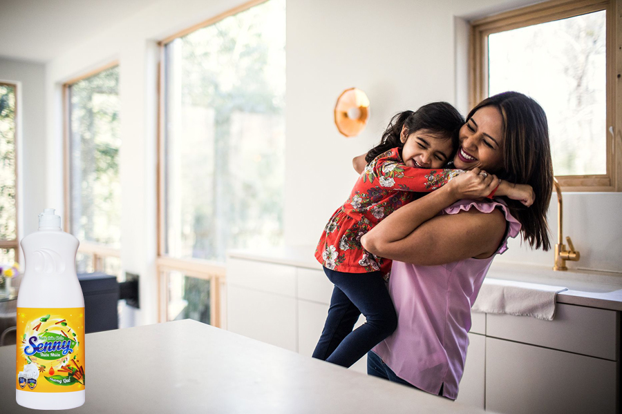 Tiết kiệm hơn, an toàn hơn với nước rửa chén Senny hương quế 