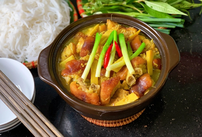 Cách Nấu Chân Giò Giả Cầy Đơn Giản - Ngon, Thơm, Hấp Dẫn