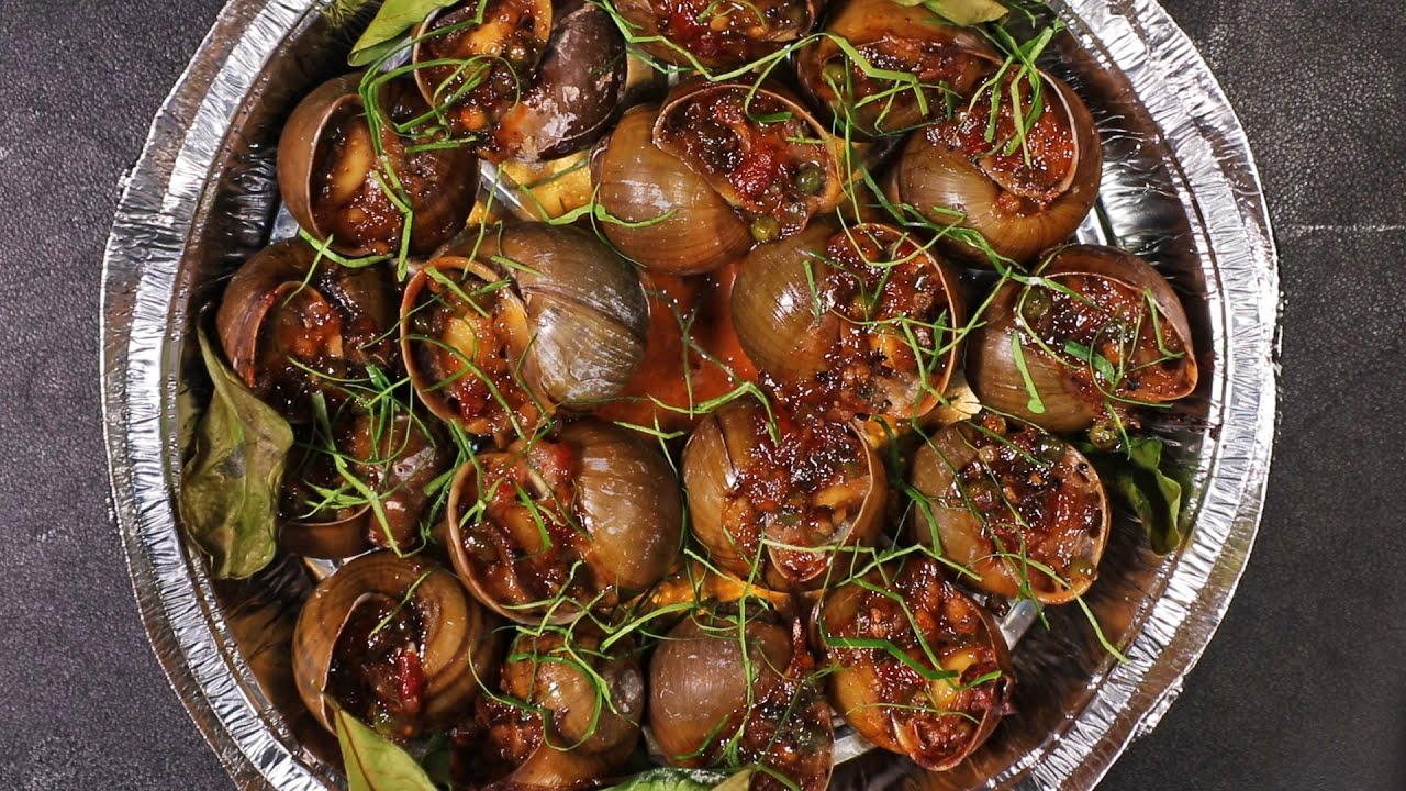 Cách làm ốc lác nướng tiêu xanh siêu thơm ngon quên sầu