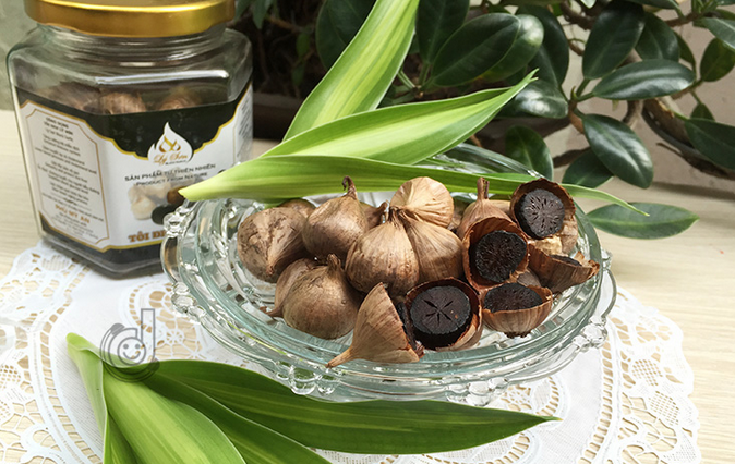 5 tác dụng thần kỳ của tỏi đen mà không phải ai cũng biết