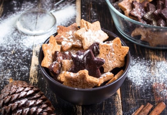 Hướng dẫn làm bánh quy gừng cho cả gia đình ngày Tết.