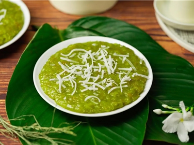 Cách làm cốm xào chuẩn Hà Nội dẻo mịn, không bị khô 